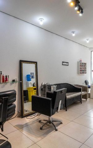 Casa à venda com 150m², 3 quartos e 1 vaga Casa à venda com 150m², 3 quartos e 1 vagaSalão do Térreo