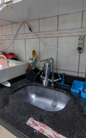 Casa à venda com 150m², 3 quartos e 1 vaga Casa à venda com 150m², 3 quartos e 1 vagaCozinha - Pia