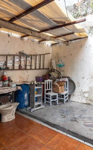 Casa à venda com 150m², 3 quartos e 1 vaga Casa à venda com 150m², 3 quartos e 1 vagaQuintal dos Fundos