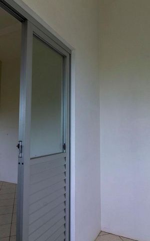 Casa para alugar com 80m², 1 quarto e 1 vaga Casa para alugar com 80m², 1 quarto e 1 vagaSacada