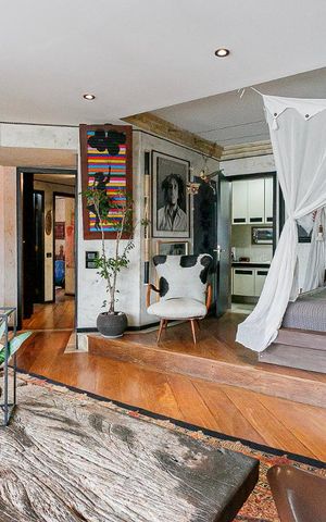 Apartamento à venda com 130m², 2 quartos e 2 vagas Apartamento à venda com 130m², 2 quartos e 2 vagasSala