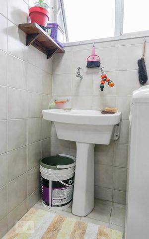 Apartamento à venda com 130m², 2 quartos e 2 vagas Apartamento à venda com 130m², 2 quartos e 2 vagasÁrea de Serviço