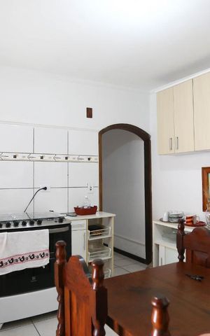 Casa à venda com 220m², 3 quartos e 6 vagasCozinha