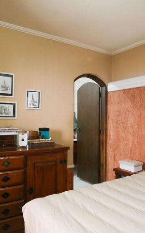 Casa à venda com 220m², 3 quartos e 6 vagasSuíte 1