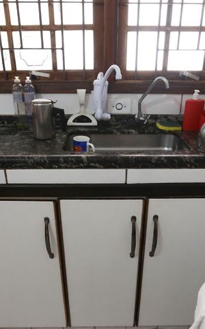 Casa à venda com 220m², 3 quartos e 6 vagasCozinha