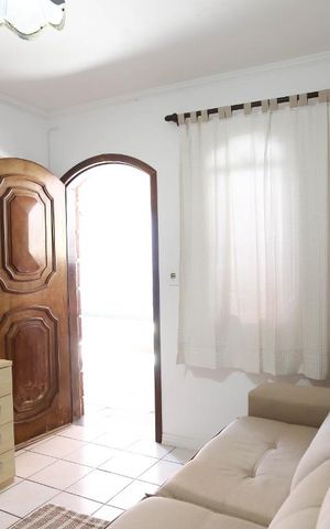Casa à venda com 220m², 3 quartos e 6 vagasSala