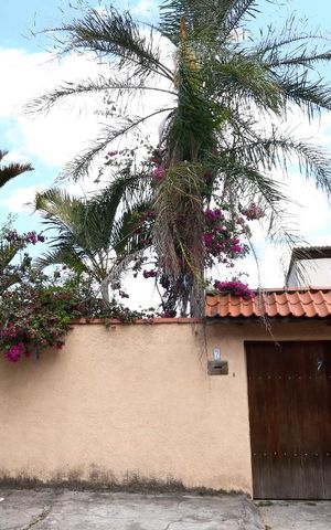 Casa à venda com 220m², 3 quartos e 6 vagasFachada