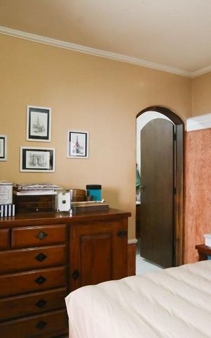 Casa à venda com 220m², 3 quartos e 6 vagasSuíte 1