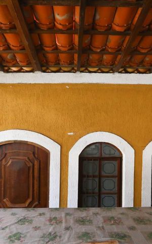 Casa à venda com 220m², 3 quartos e 6 vagasEdícula