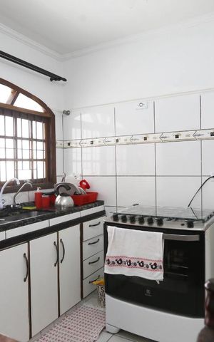Casa à venda com 220m², 3 quartos e 6 vagasCozinha