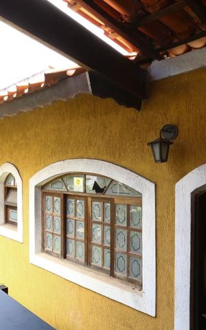 Casa à venda com 220m², 3 quartos e 6 vagasEdícula