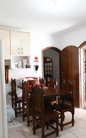 Casa à venda com 220m², 3 quartos e 6 vagasCozinha
