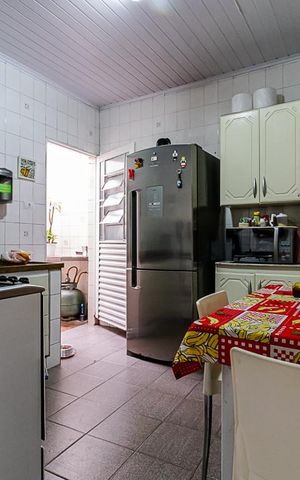 Casa à venda com 306m², 3 quartos e 2 vagasCozinha