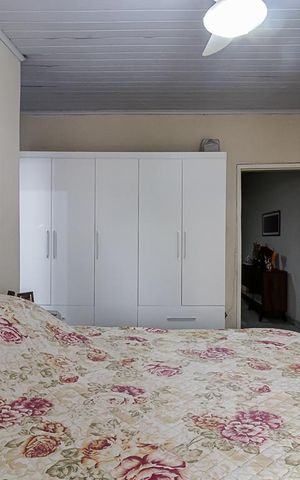 Casa à venda com 306m², 3 quartos e 2 vagasSuíte