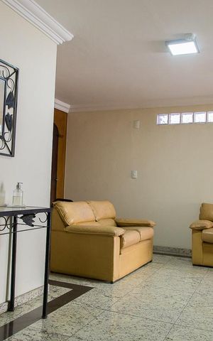 Apartamento à venda com 77m², 2 quartos e 1 vagaHall social