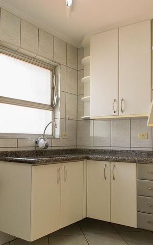 Apartamento à venda com 77m², 2 quartos e 1 vagaCozinha