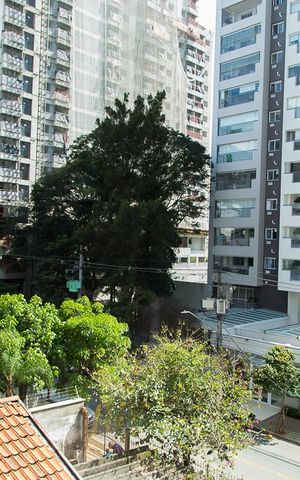 Apartamento à venda com 77m², 2 quartos e 1 vagaVista da sala
