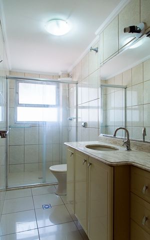 Apartamento à venda com 77m², 2 quartos e 1 vagaBanheiro