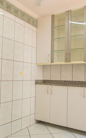 Apartamento à venda com 77m², 2 quartos e 1 vagaCozinha