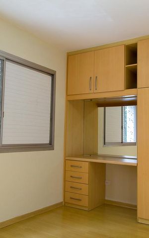 Apartamento à venda com 77m², 2 quartos e 1 vagaQuarto 2