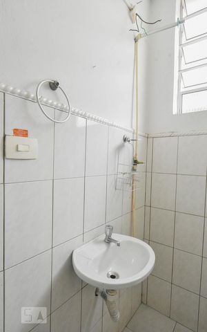 Studio para alugar com 30m², 1 quarto e sem vagaBanheiro 