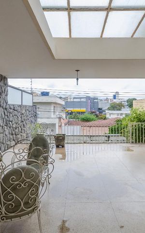 Casa à venda com 229m², 3 quartos e 4 vagasVaranda da Sala
