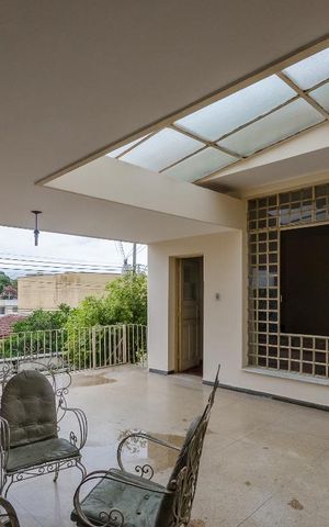 Casa à venda com 229m², 3 quartos e 4 vagasVaranda da Sala