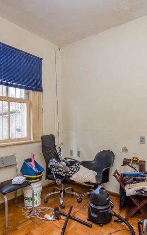 Casa à venda com 229m², 3 quartos e 4 vagasQuarto 2