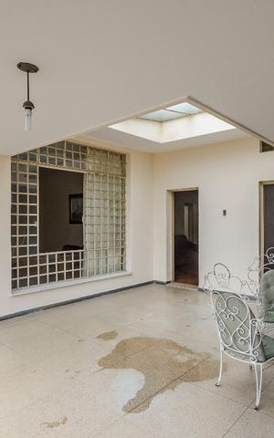 Casa à venda com 229m², 3 quartos e 4 vagasVaranda da Sala