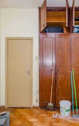 Casa à venda com 229m², 3 quartos e 4 vagasQuarto 2
