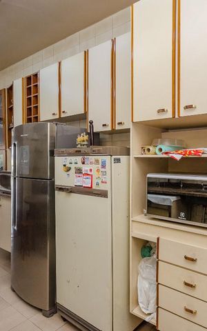 Casa à venda com 229m², 3 quartos e 4 vagasCozinha