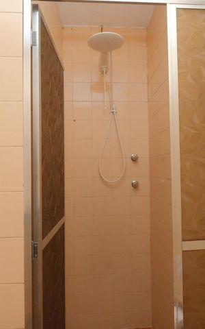 Apartamento à venda com 77m², 2 quartos e 1 vagaBanheiro Suíte