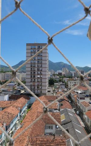 Apartamento à venda com 77m², 2 quartos e 1 vagaCozinha Vista