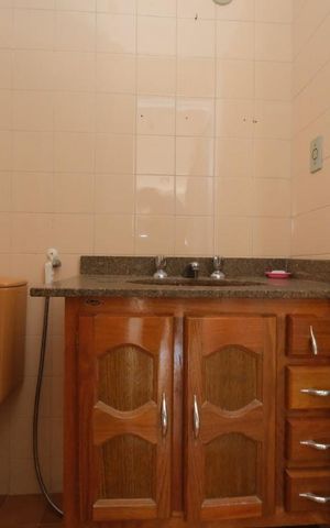 Apartamento à venda com 77m², 2 quartos e 1 vagaBanheiro Suíte