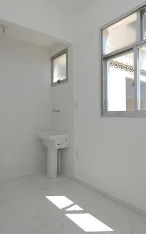 Apartamento à venda com 77m², 2 quartos e 1 vagaÁrea de Serviço