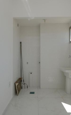 Apartamento à venda com 77m², 2 quartos e 1 vagaÁrea de Serviço