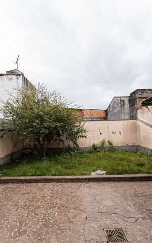 Casa para alugar com 300m², 3 quartos e 6 vagas Casa para alugar com 300m², 3 quartos e 6 vagasJardim