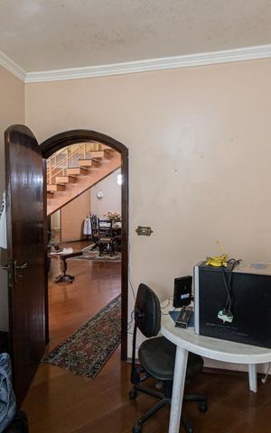 Casa para alugar com 300m², 3 quartos e 6 vagas Casa para alugar com 300m², 3 quartos e 6 vagasEscritório