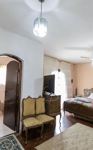 Casa para alugar com 300m², 3 quartos e 6 vagas Casa para alugar com 300m², 3 quartos e 6 vagasSuite