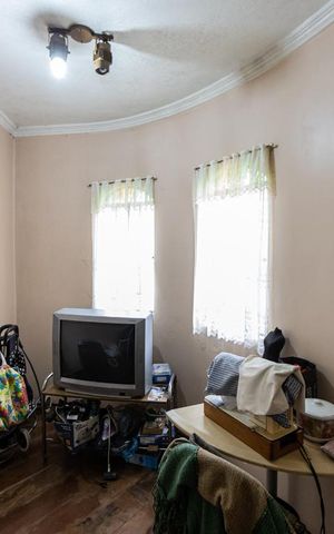 Casa para alugar com 300m², 3 quartos e 6 vagas Casa para alugar com 300m², 3 quartos e 6 vagasEscritório