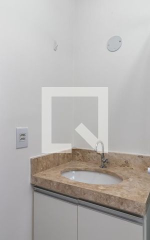 Apartamento para alugar com 32m², 1 quarto e sem vagaBanheiro