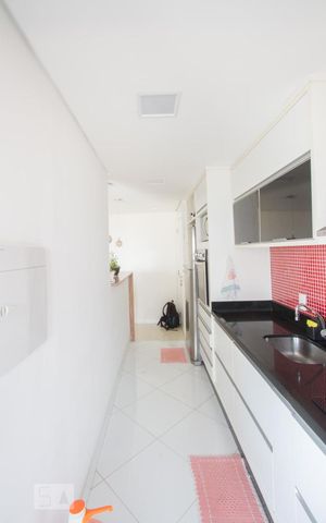 Apartamento à venda com 65m², 2 quartos e 1 vagaCozinha