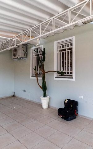 Casa à venda com 280m², 3 quartos e 2 vagas Casa à venda com 280m², 3 quartos e 2 vagasGaragem