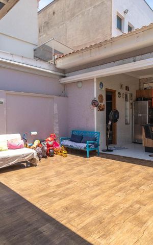 Casa à venda com 280m², 3 quartos e 2 vagas Casa à venda com 280m², 3 quartos e 2 vagasÁrea de Lazer