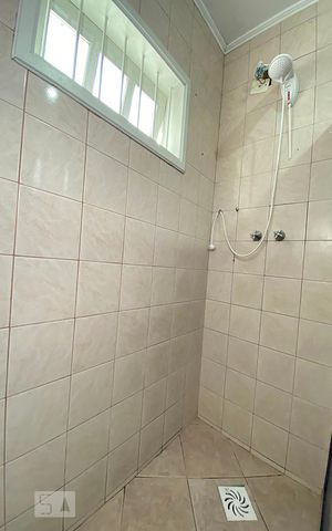 Casa à venda com 120m², 3 quartos e 1 vaga Casa à venda com 120m², 3 quartos e 1 vagaBox do Banheiro