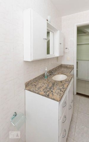 Apartamento à venda com 133m², 4 quartos e 3 vagasBanheiro