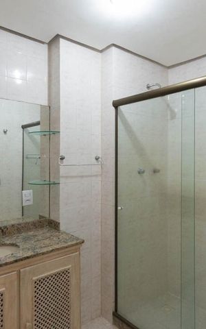 Apartamento à venda com 133m², 4 quartos e 3 vagasBanheiro Suíte