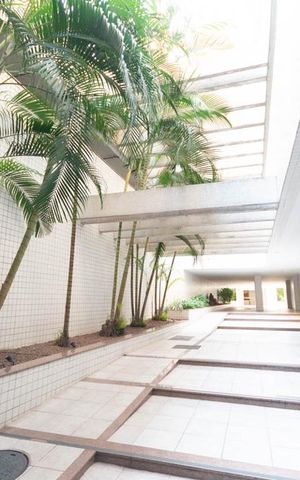 Apartamento à venda com 133m², 4 quartos e 3 vagasFachada