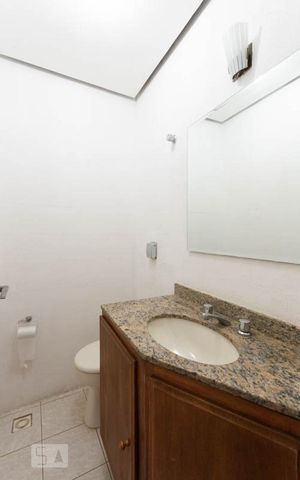 Apartamento à venda com 133m², 4 quartos e 3 vagasLavabo
