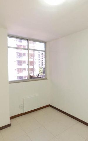 Apartamento à venda com 133m², 4 quartos e 3 vagasQuarto 2